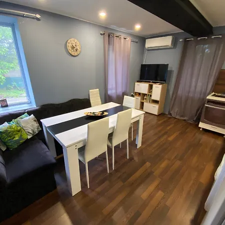 度假居 Guest House Devetaki *